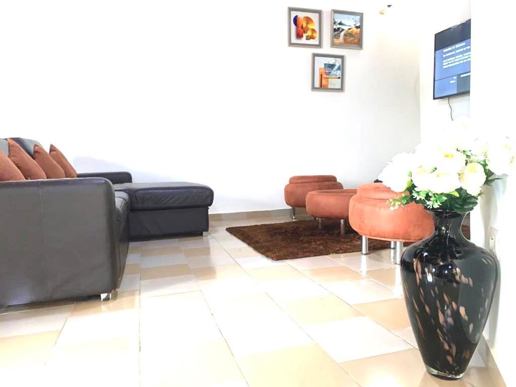 Residences Mafca 科纳克里 外观 照片
