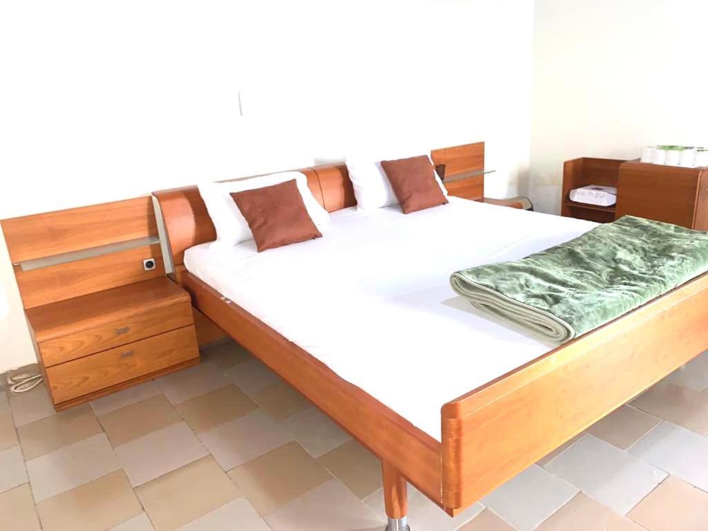 Residences Mafca 科纳克里 外观 照片